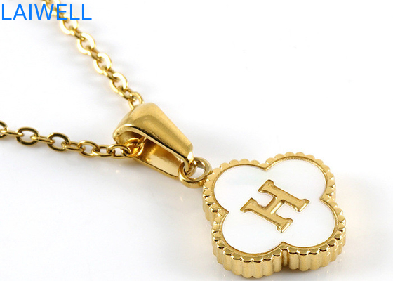 13*13MM 18K en acier inoxydable plaqué or Pendants de lettres à quatre feuilles de trèfle