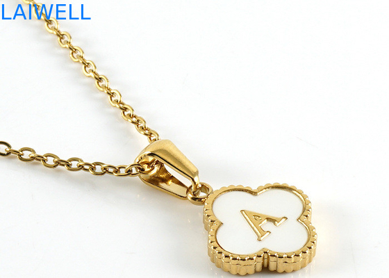 13*13MM 18K en acier inoxydable plaqué or Pendants de lettres à quatre feuilles de trèfle