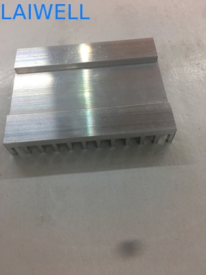 Radiateur en aluminium électronique de estampillage en aluminium de expulsion de PC de pièces d'Oxdizing 6063