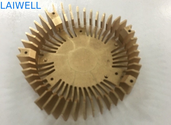 Métal de commande numérique par ordinateur de l'aluminium 6061 de Customzied emboutissant le refroidisseur de anodisation d'unité centrale de traitement d'ordinateur portable d'or
