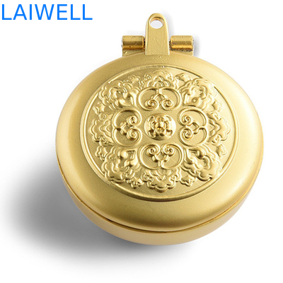 Le cendrier de luxe de poche en métal du diamètre 40mm d'électrodéposition de couleur d'or a adapté aux besoins du client