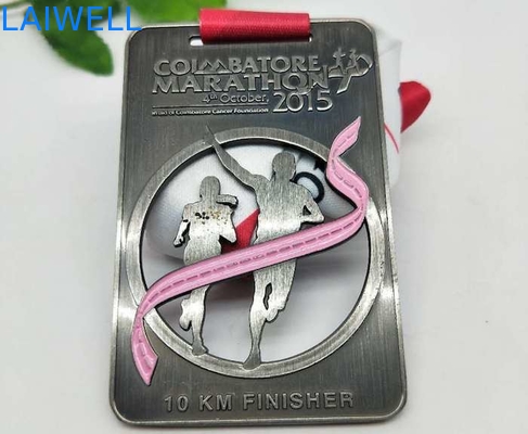 PVD plaquant les médailles de peinture en alliage de zinc Grey Hollow Out de marathon