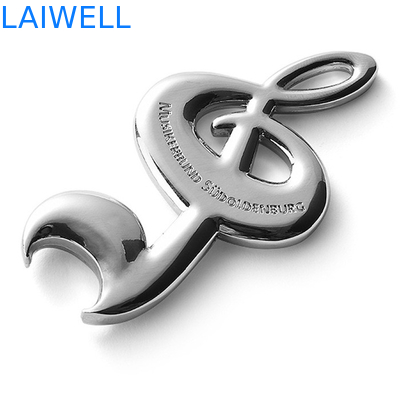 Les notes en alliage de zinc de électrodéposition argentées de musique de l'ouvreur de bouteille en métal 73*40mm conçoivent