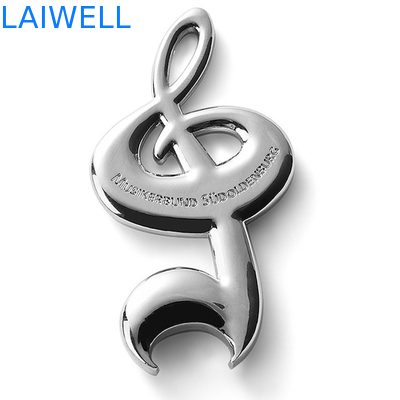 Les notes en alliage de zinc de électrodéposition argentées de musique de l'ouvreur de bouteille en métal 73*40mm conçoivent