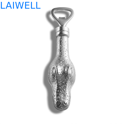 Gravé à l'eau-forte meurent l'ouvreur de bouteille moulé de crocodile d'ouvreur de bouteille en métal 165*40MM