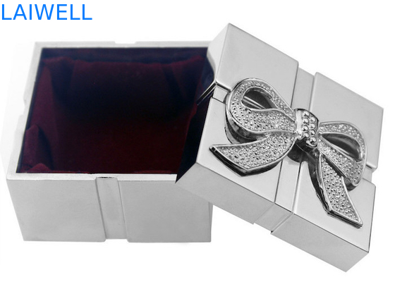 Boîte à bijoux en alliage de zinc 52*52*43mm de PVD de place argentée d'électrodéposition