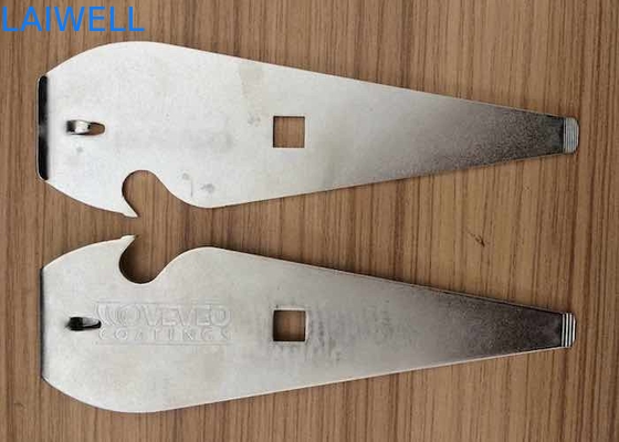 Stampage CNC 140*29MM sur mesure Stampage à la presse à poinçon argent sablage de métal de fer de la peinture D'ouverture pour le marché mondial
