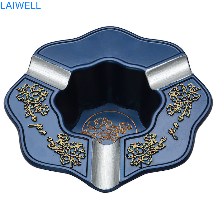 130*130MM Polissé Nickel Plated And Die Casting Couleur bleue cendrier portable sur mesure avec fond de velours