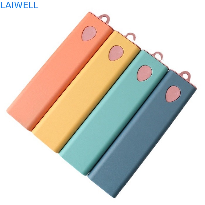 Conception élégante portable durable, fourre-tout 4 PC, ustensiles de table, accents écologiques, paille de blé, fibres résistantes à la chaleur et matériaux écologiques pour les températures élevées