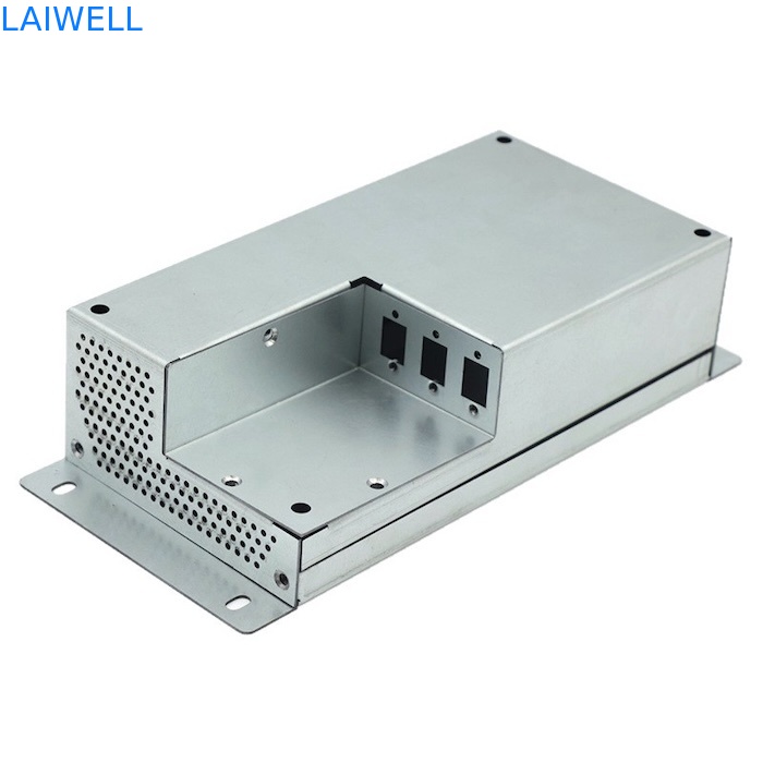 ISO 9001 2015 Caractéristiques de contrôle et de résistance à la corrosion Traitement des tôles galvanisées Chassis personnalisé Shell