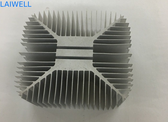 Radiateur de dissipation de chaleur en aluminium pour refroidisseur d'ordinateur