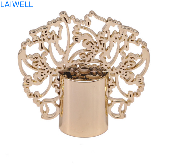 Bouchons de flacon de parfum en alliage de zinc plaqué or personnalisés pour l'emballage de flacons de parfum de luxe