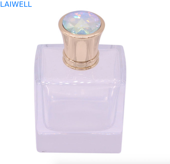 Bouchons de flacon de parfum en alliage de zinc moulé sous pression de conception de mode moderne pour les marchés du Moyen-Orient, d'Europe et des États-Unis