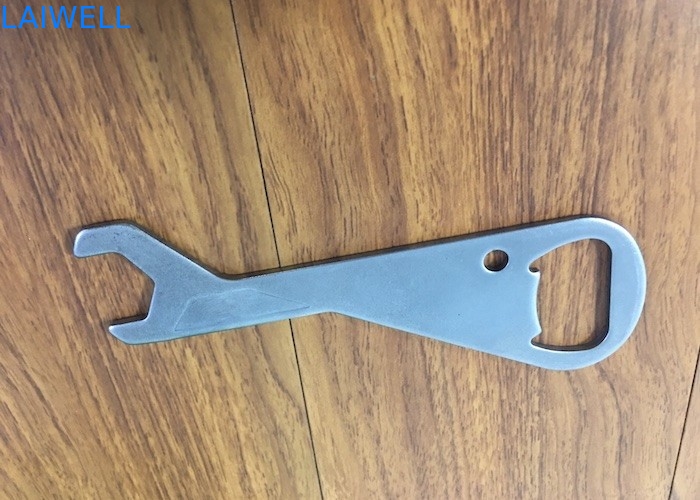 Ouverture de clé à molette multi-fonctionnelle pour pièces détachées en métal avec estampage CNC sur mesure pour le marché mondial et le support OEM